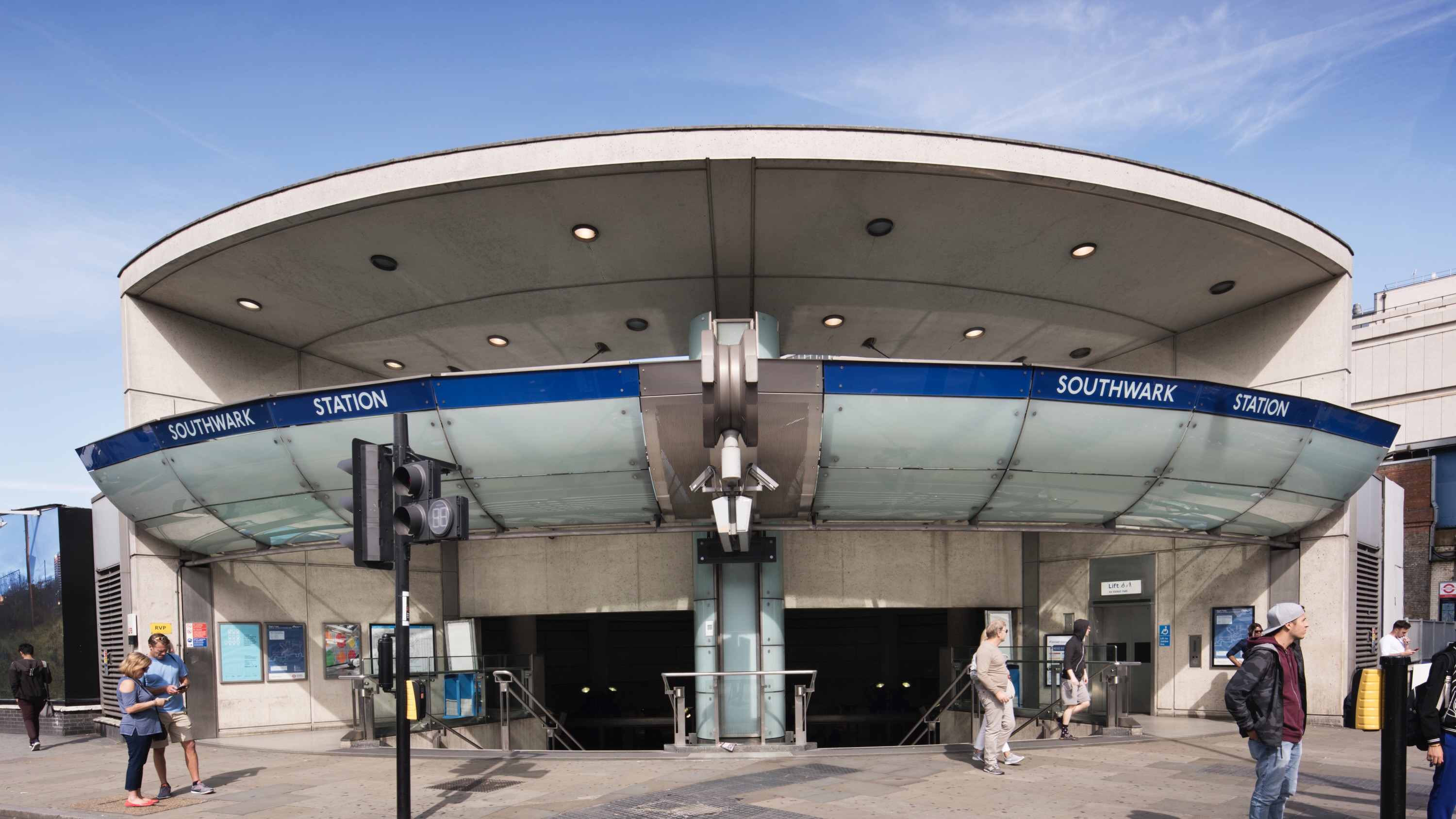 Southwark station grade ii listing
