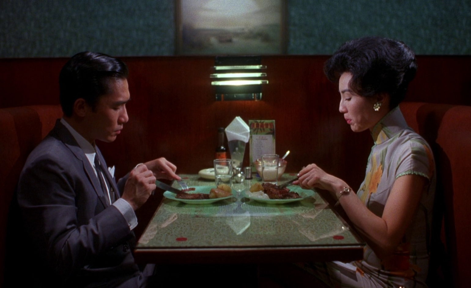 A still from Wong Kar-wai&rsquo;s In the Mood for Love (2000)