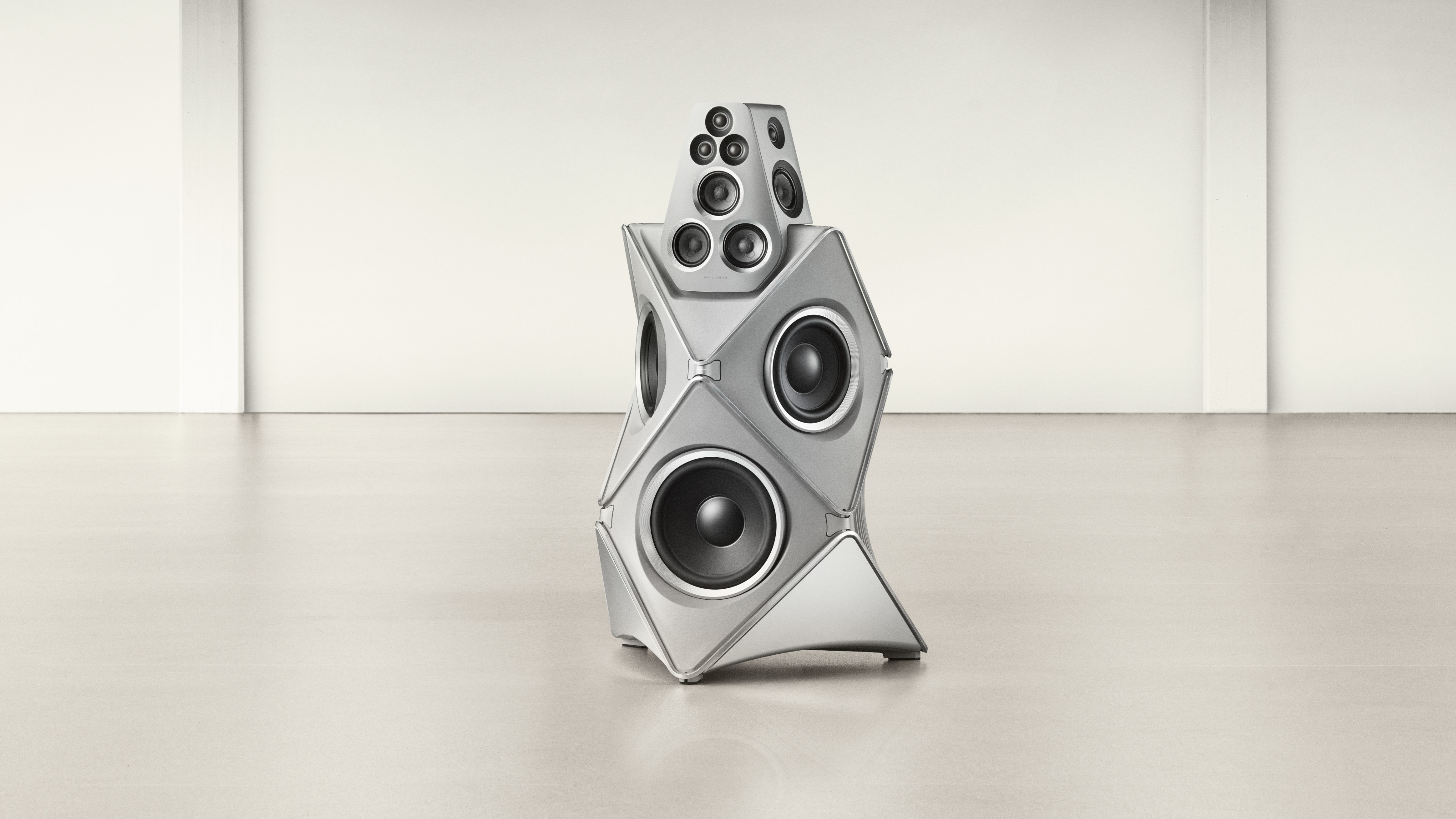 Bang & Olufsen Beolab 90 Titan Edition