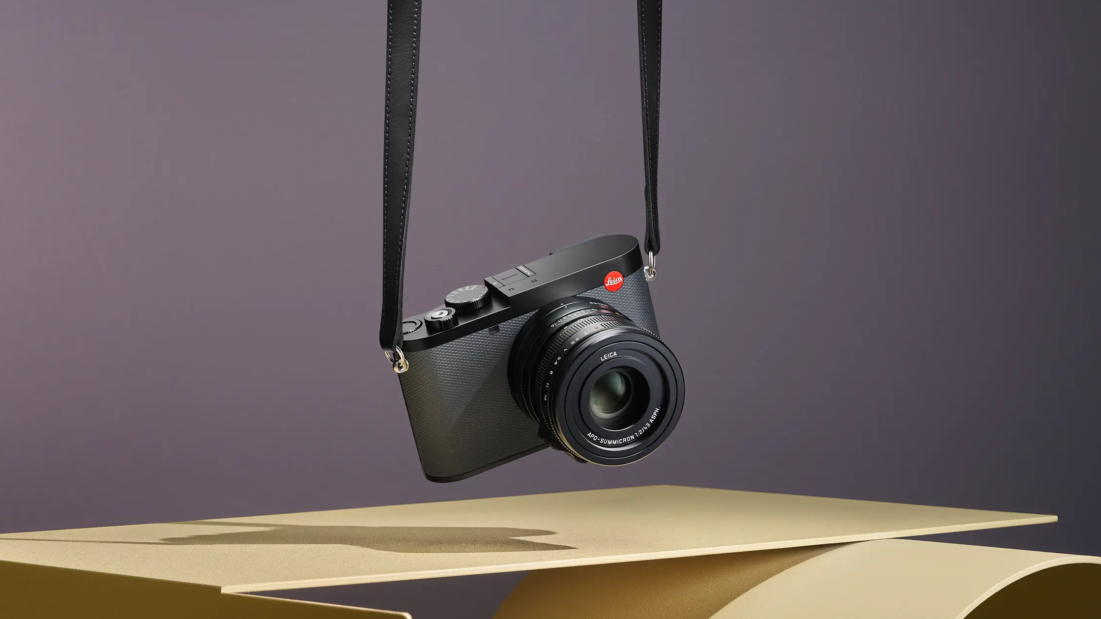 Leica Q3 43